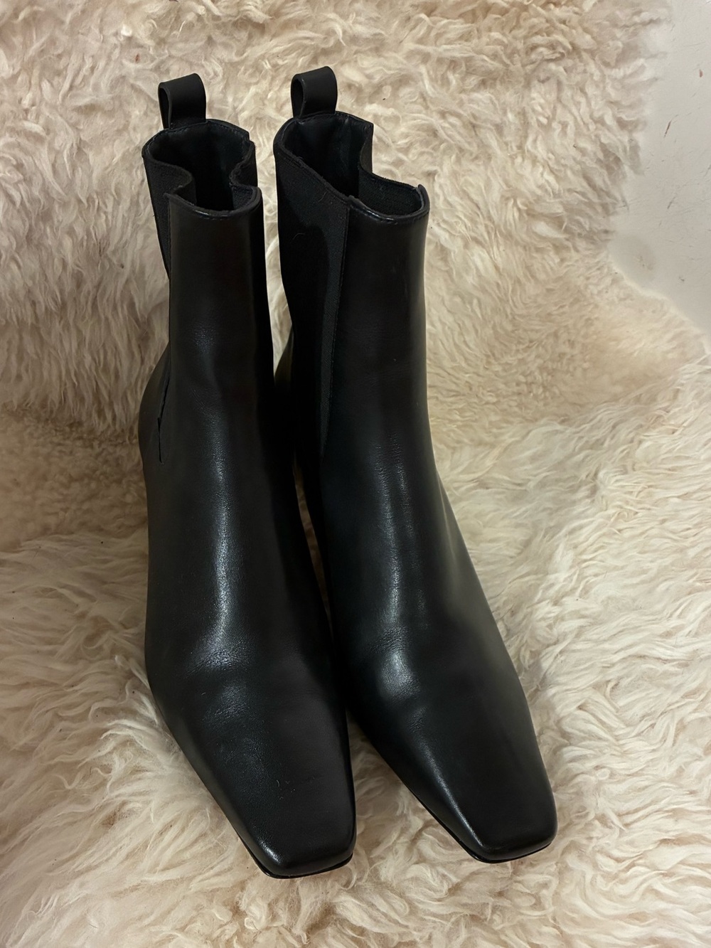 Reformation Roberta Ankle Boots - Picture 2 of 5